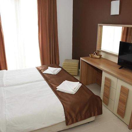 Hotel Paradise Garden Черноморец Екстериор снимка