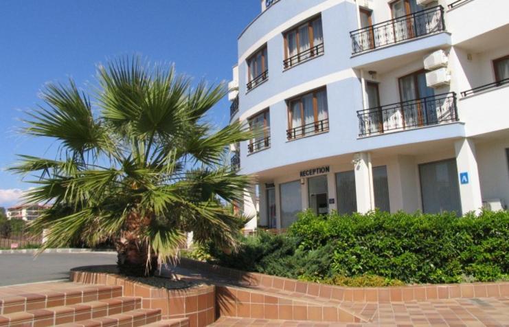 Hotel Paradise Garden Черноморец Екстериор снимка