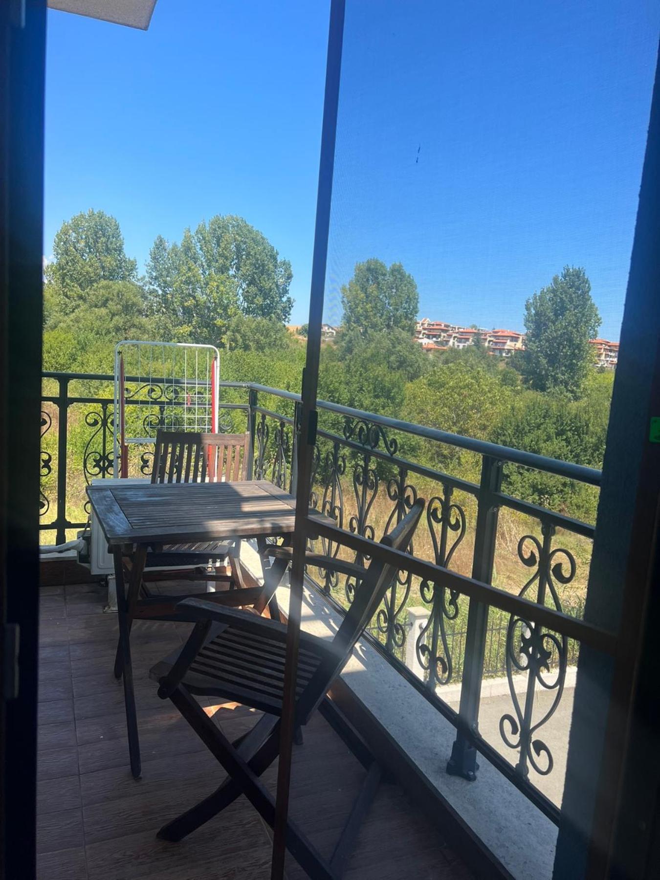 Hotel Paradise Garden Черноморец Екстериор снимка